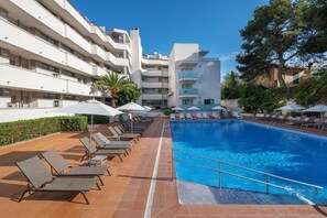 Outdoor pool - Leonardo Suites Hotel Mallorca Calvia (Calvia)