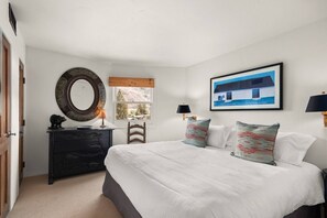 House (Aspen Mountain Ski In Ski Out 2 Bedro) | Exterior - Aspen Mountain Ski In Ski Out 2 Bedroom Condo (Aspen)