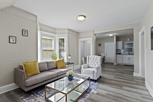 Relaxing 3beds/2 baths