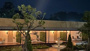 Smart TV, Netflix, streaming services - Moonlight Campsite Resort (Khlung)