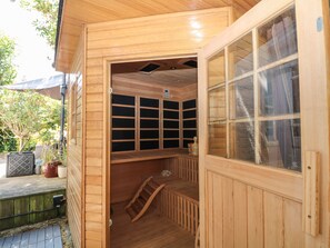 Sauna - The Hideaway (Hove)