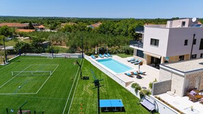 别墅 | 4 多间卧室