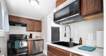 Stylish 1BD 1BA Near OSU