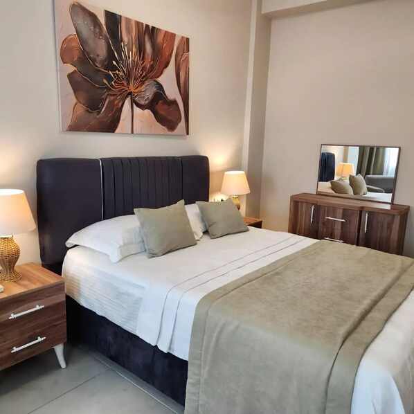 2 bedrooms, iron/ironing board, WiFi, bed sheets