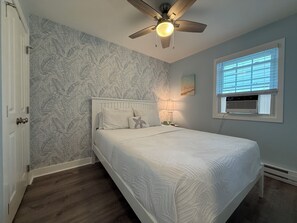 2 chambres, fer et planche à repasser, accès au Wi-Fi (inclus)