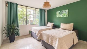 3 habitaciones, wifi gratis y ropa de cama