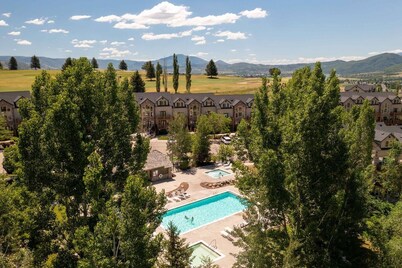 Rustic Ridge | Gym | Game Room | Pool