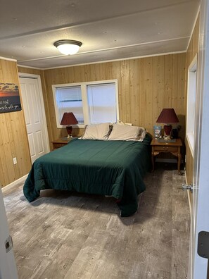 3 soverom og sengetøy