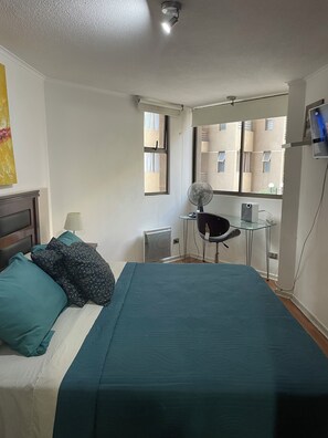 Bügeleisen/Bügelbrett, kostenloses WLAN, Bettwäsche