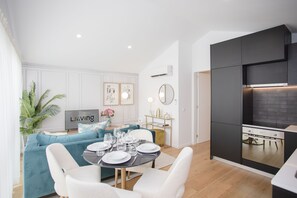 Apartment | Living area - Liiiving in Porto - Soho Urban Retreat (Porto)