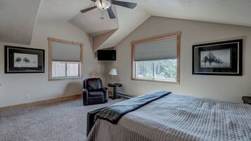 Luxury Chalet, 3 Bedrooms, Mountain View | 3 bedrooms, Egyptian cotton sheets, premium bedding