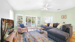 Smart TV - Heated Pool and Spa!  (St. Augustine)