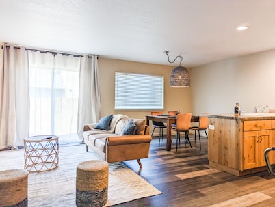 Downtown Getaway close to Corvallis