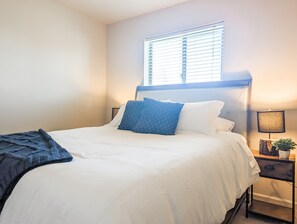 3 bedrooms, free WiFi, bed sheets