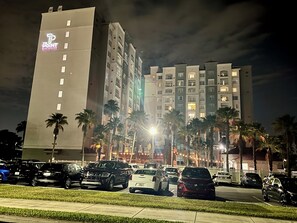 Exterior - Premium Universal Studios King Bed Resort Suite, Pool, Gym, Free Parking 507S (Orlando)