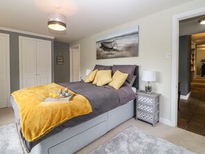 1 phòng ngủ, trang trí khác biệt 