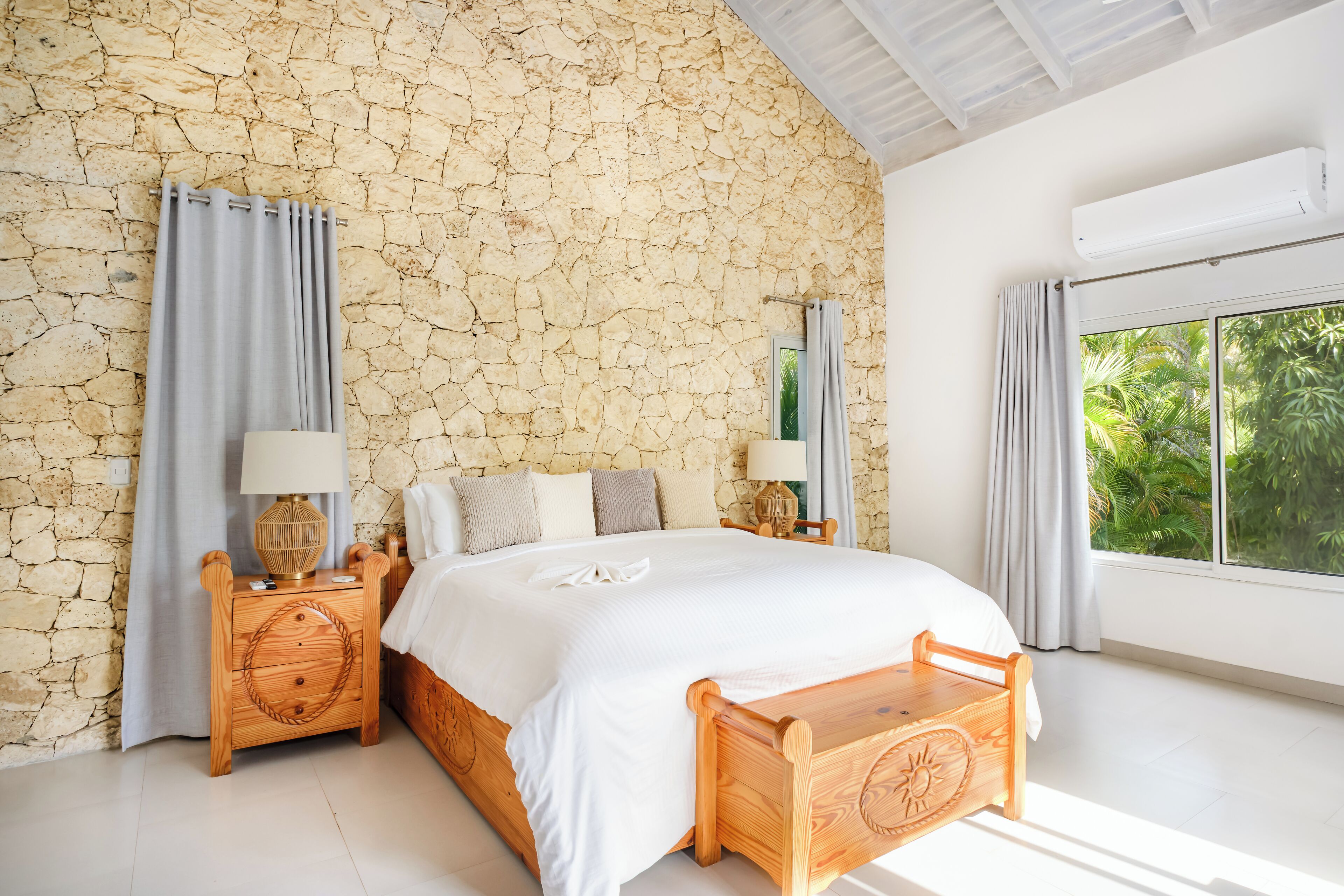 3 habitaciones y caja de seguridad en la habitación 