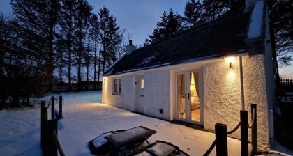 Daisy Cottage - Two bed Country Retreat