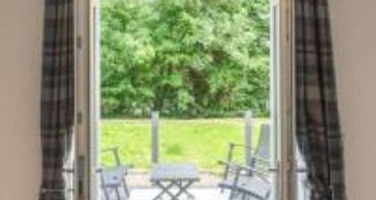 Daisy Cottage - Two bed country retreat