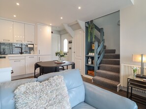 Living area - Moelwyn 57D South Snowdon Wharf (Porthmadog)