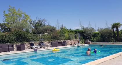 A l'ombre du chĂȘne : GĂźte Ăden en CĂ©vennes swimming pool, calm & nature at Anduze