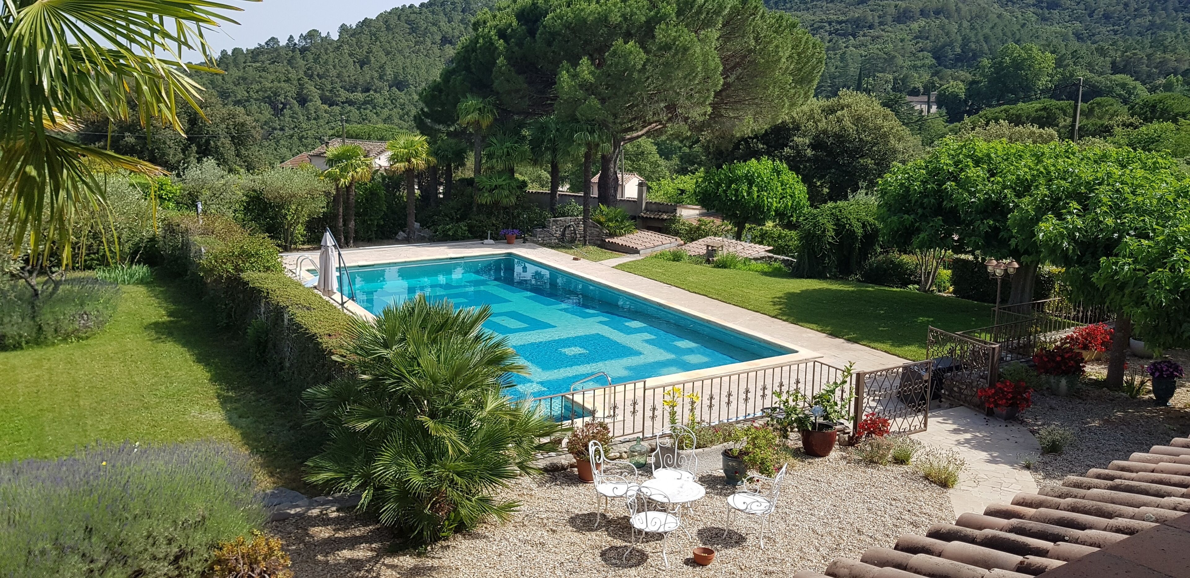 Indendørs pool, udendørs pool