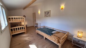2 bedrooms, desk, iron/ironing board, travel crib