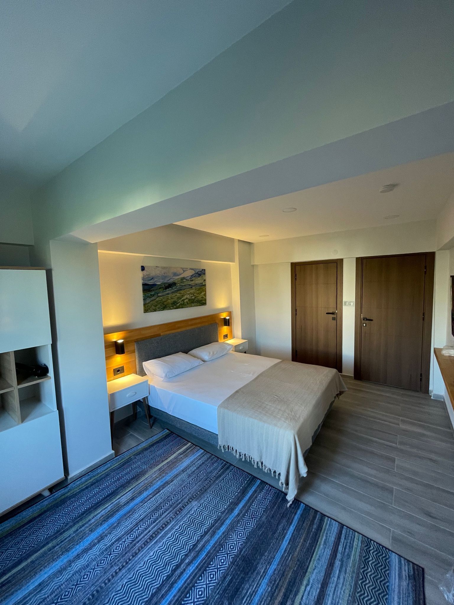 เครื่องนอนระดับพรีเมียม, Wi-Fi ฟรี, ผ้าปูที่นอน