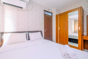 2 bedrooms, free WiFi - Comfortable and Tidy 2BR Lagoon Bekasi Town Square Apartment (Bekasi)