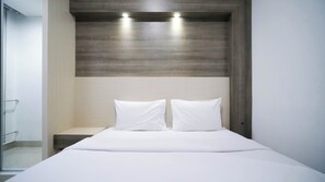 Deluxe Apartment | Minibar, free WiFi