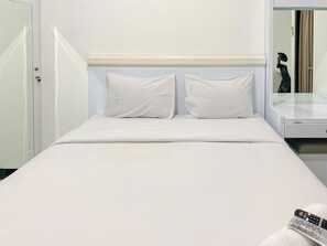 Deluxe Apartment | Free WiFi - Comfy And Modern Studio At Cordova Edupartment Semarang Apartment (Semarang)