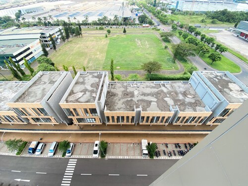 Homey And Best Deal Studio At Vasanta Innopark Apartment