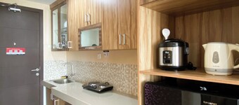Homey And Simply Studio The Enviro Apartment