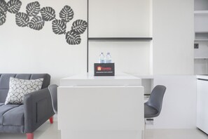 Living area - Comfort Stay 2Br At Daan Mogot City Apartment (Jakarta)