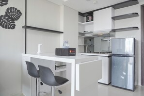 Living area - Comfort Stay 2Br At Daan Mogot City Apartment (Jakarta)