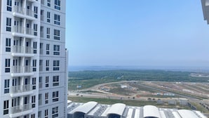 Exterior - Good Deal And Homey Studio Tokyo Riverside Pik 2 Apartment (Teluknaga)