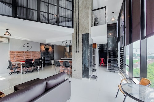 Spacious 2Br Loft At Brooklyn Alam Sutera Apartment