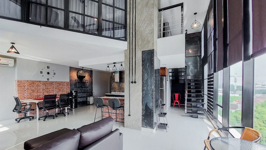 Spacious 2Br Loft At Brooklyn Alam Sutera Apartment