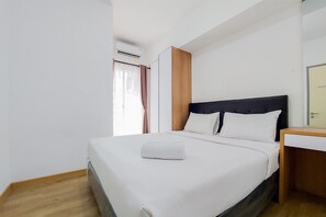 2 bedrooms, free WiFi - Best Modern And Homey 2Br Apartment At M-Town Residence (Gading Serpong)
