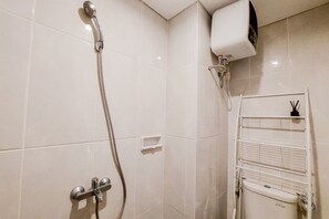 Bathroom - Best Choice And Homey Studio Serpong Garden Apartment (Cisauk)