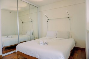 Free WiFi - Comfy And Modern Studio At Kebagusan City Apartment (Jakarta)