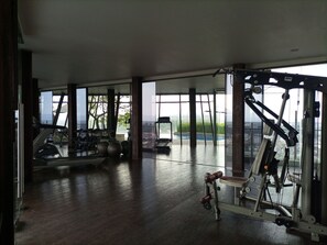 Fitness studio - Best Homey And Modern Studio At Uttara The Icon Apartment (Depok)