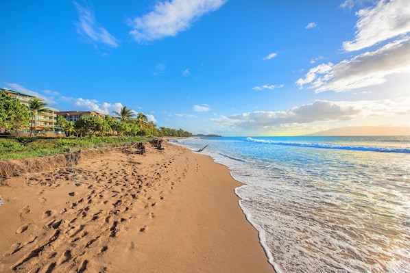 Am Strand, Liegestühle, Strandtücher