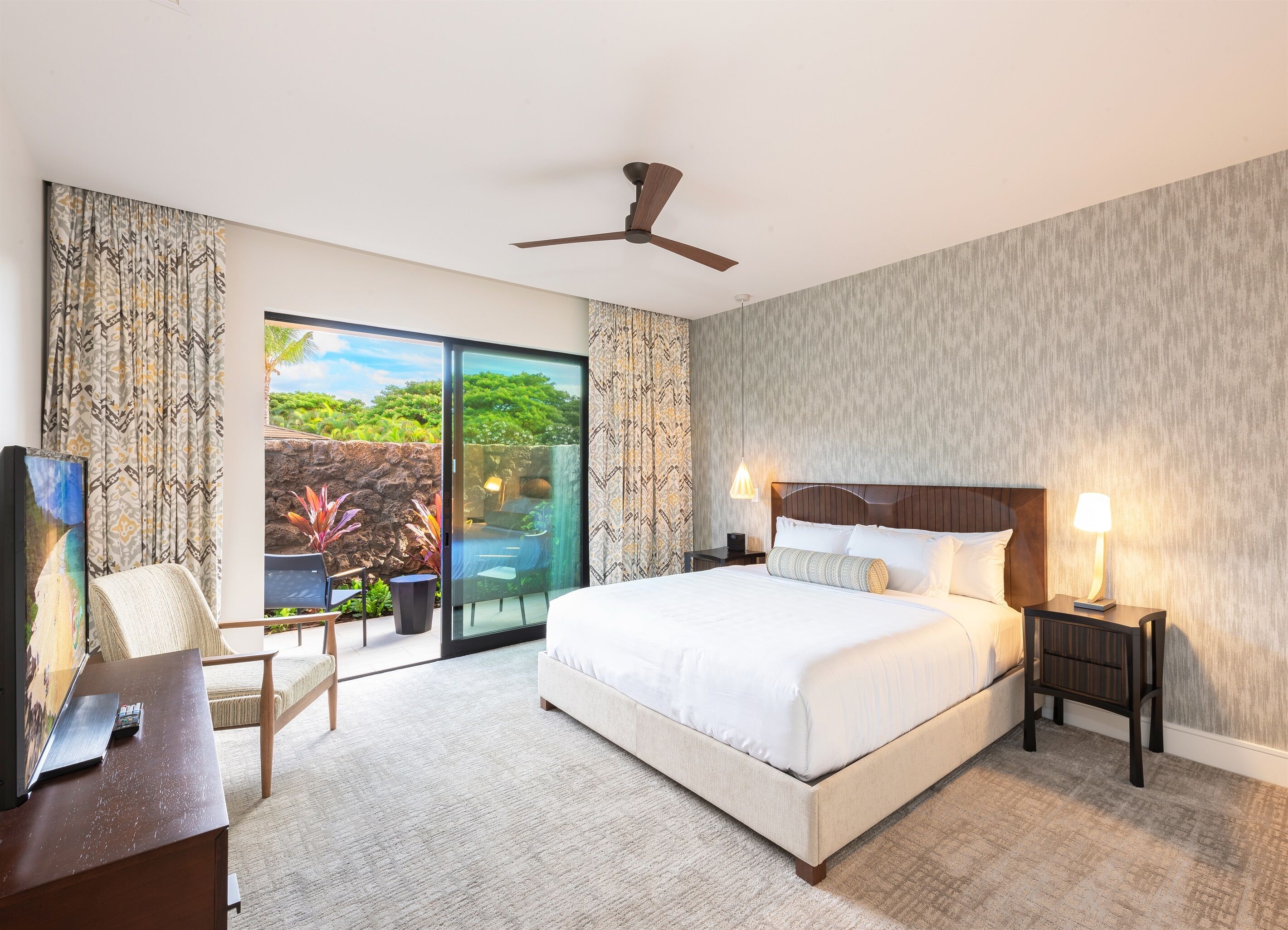 Klvr Welcomes You To 2 Luana Garden Villas 6b & 7a, Short Walk To The Beach - Hawaii