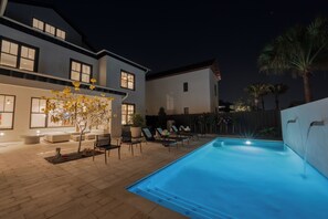 Piscina externa, piscina aquecida