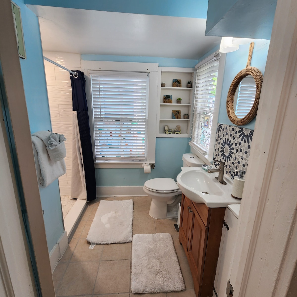 Photo 14 of Lofty Treetop Apt. 2bd/1.5ba pet friendly. Close to everything.