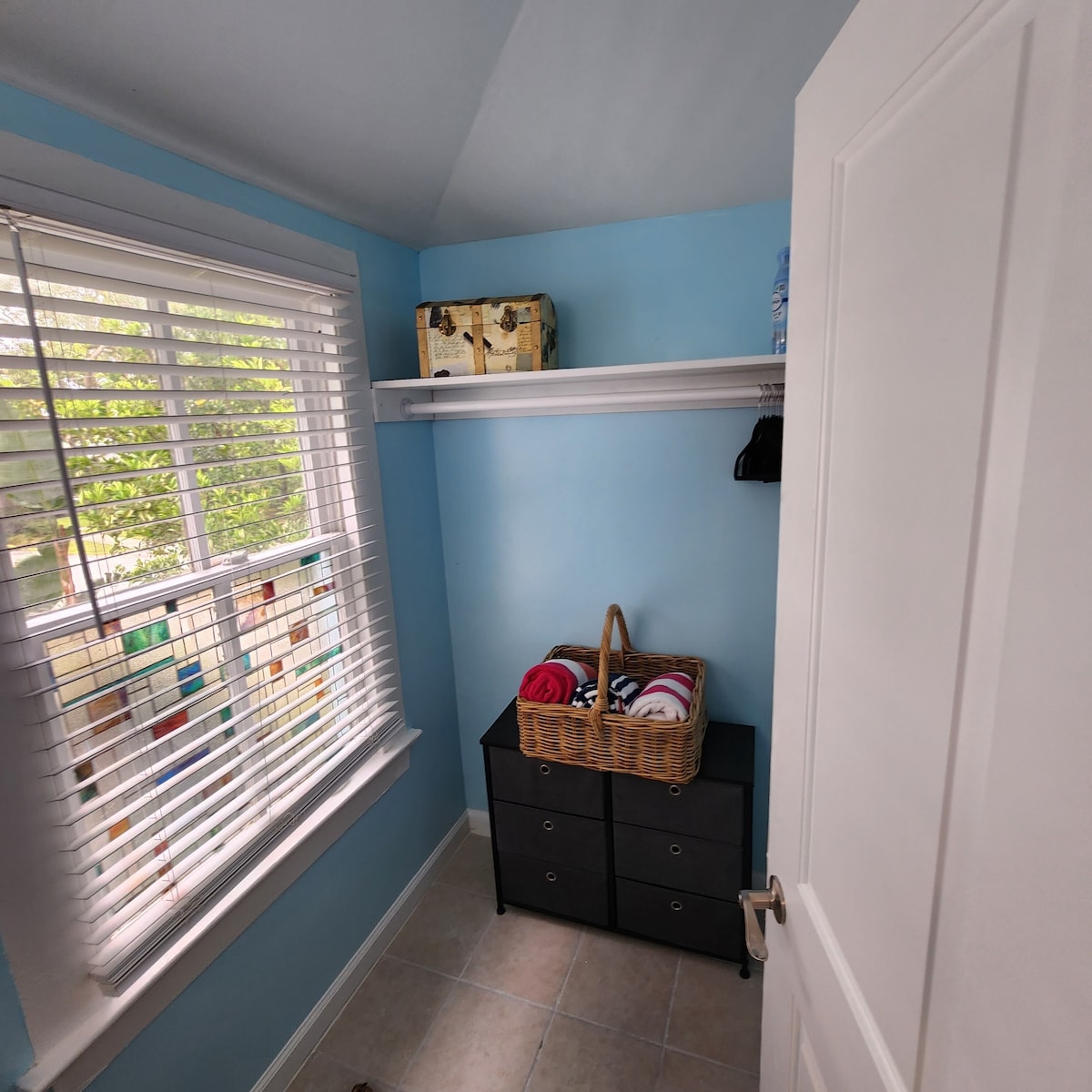 Photo 10 of Lofty Treetop Apt. 2bd/1.5ba pet friendly. Close to everything.