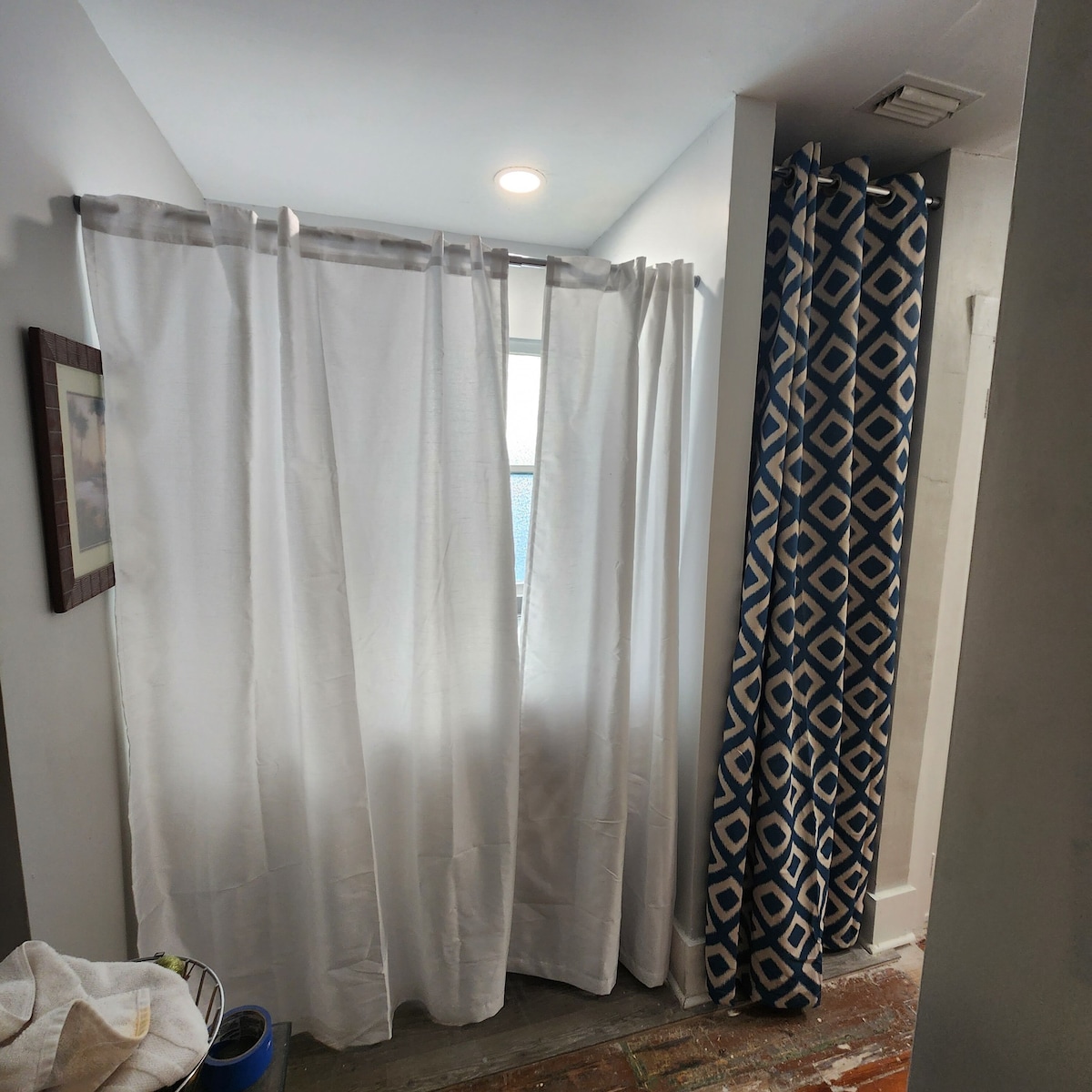 Photo 21 of Lofty Treetop Apt. 2bd/1.5ba pet friendly. Close to everything.