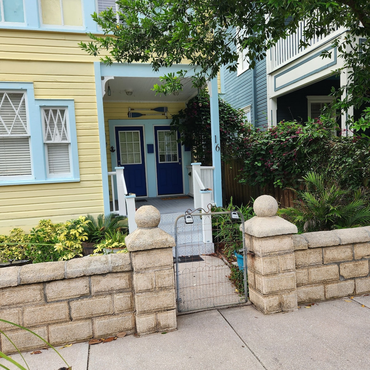 Photo 30 of Lofty Treetop Apt. 2bd/1.5ba pet friendly. Close to everything.