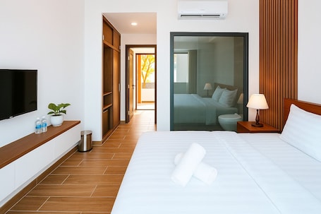 Ropa de cama de alta calidad, cubrecamas y colchones con efecto memoria . Ngoc Hoa Nam Hoi An Hotel